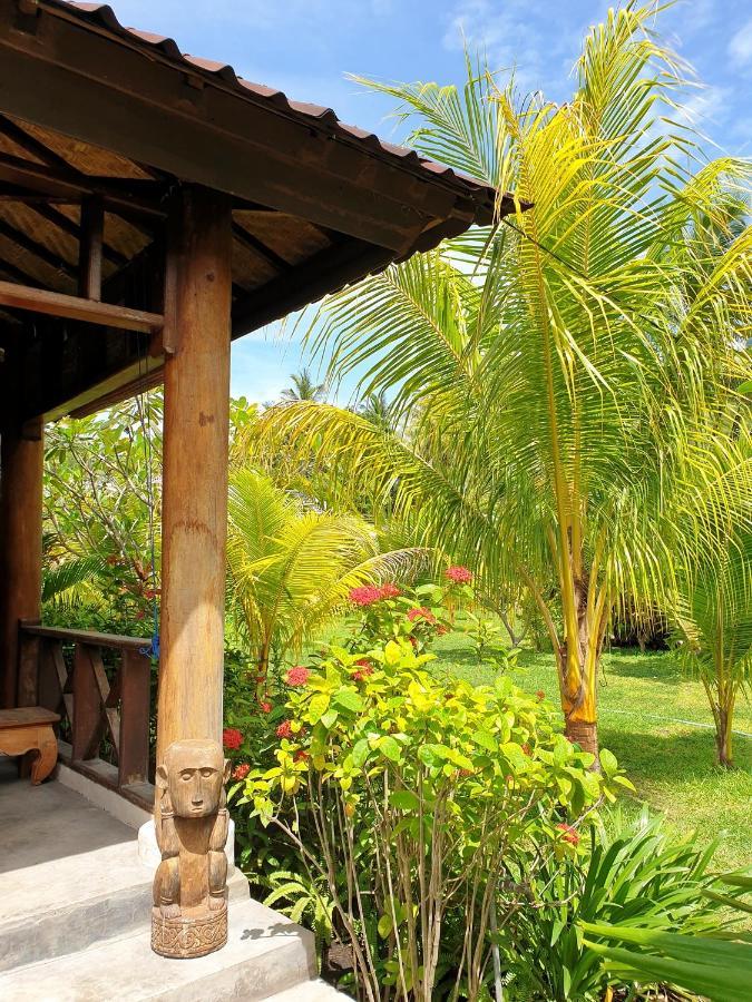 Waiara Village Guesthouse Maumere Εξωτερικό φωτογραφία